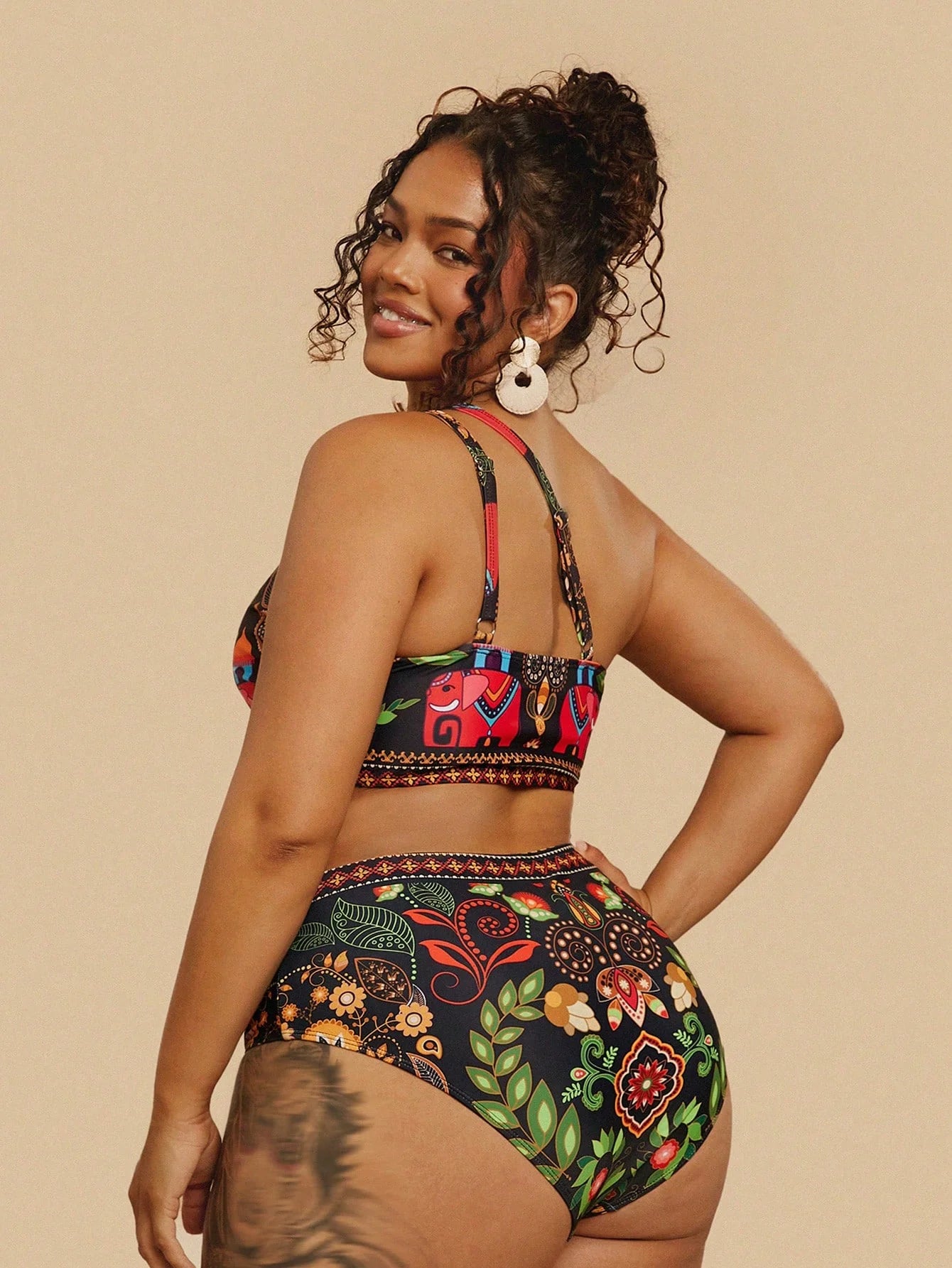 Biquíni Elegante Plus Size Lívia