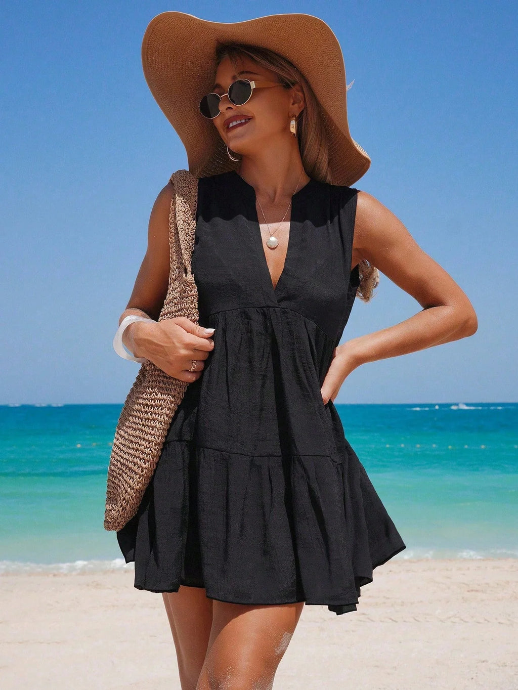 Vestido Saída de Praia Preto Noemi