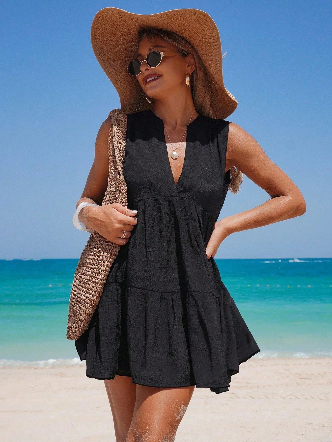 Vestido Saída de Praia Preto Noemi
