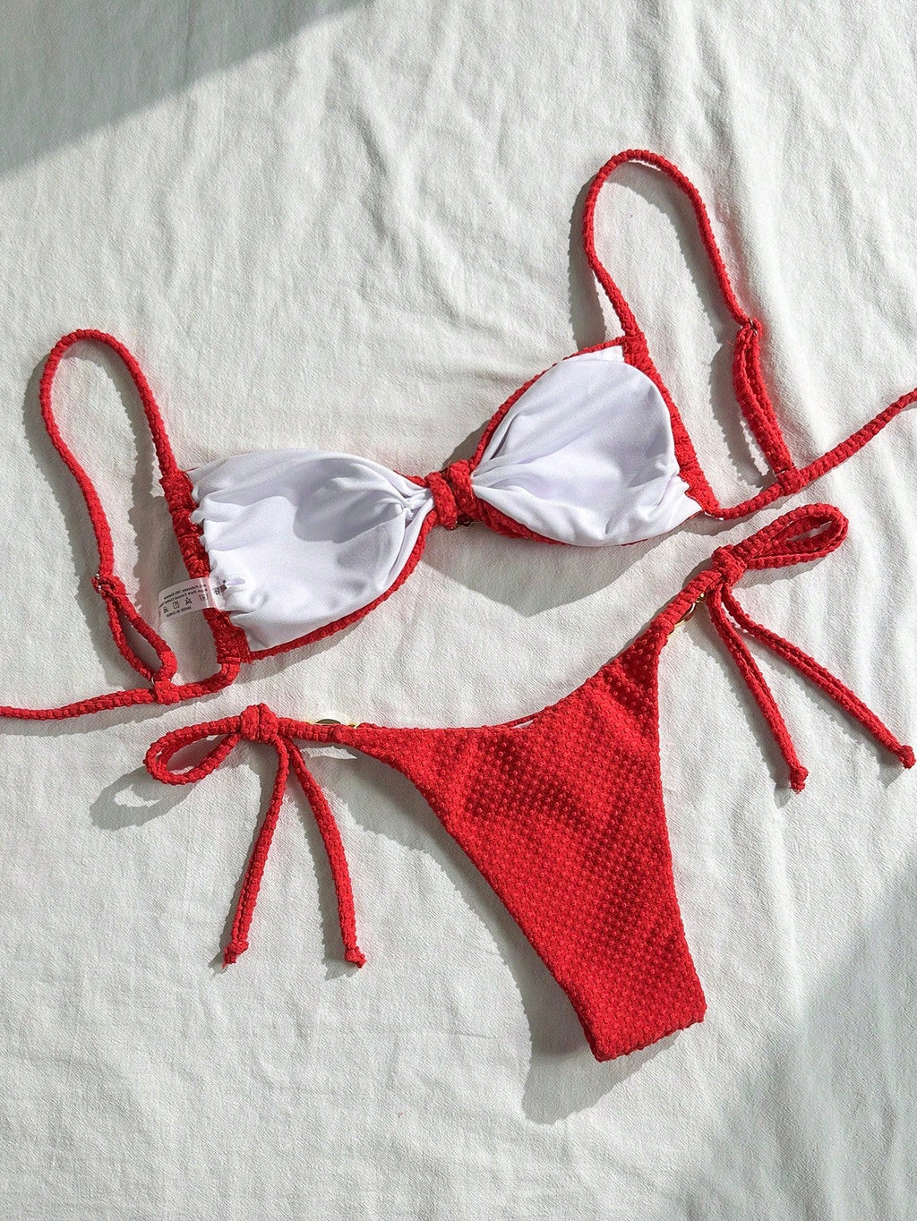 Biquíni Sexy e Minimalista