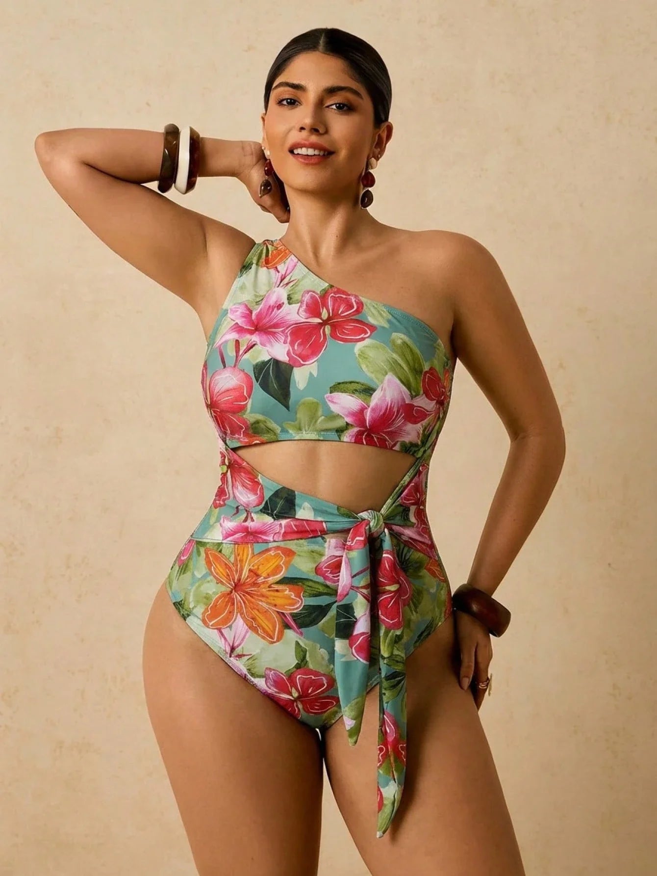 Maiô Elegante Plantas Plus Size
